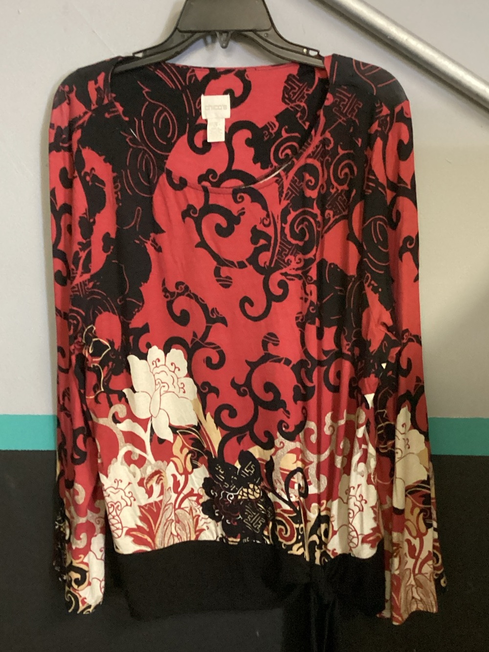 Chico's Red & Black Floral Scroll Long Sleeve Top